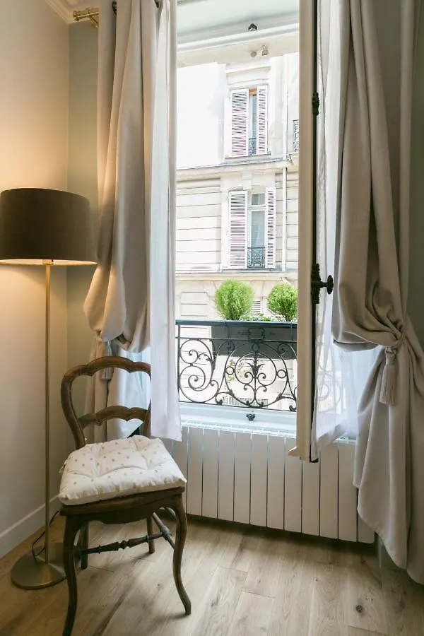 Apartment Le Mistral Paris